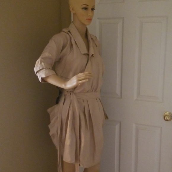 Dress - Picture 2 of 3